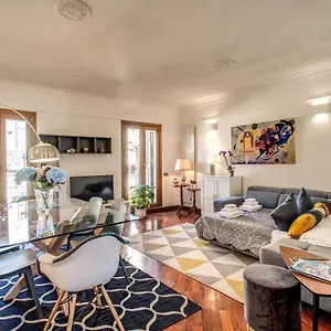 Fresh House Monti Apartment Rom
