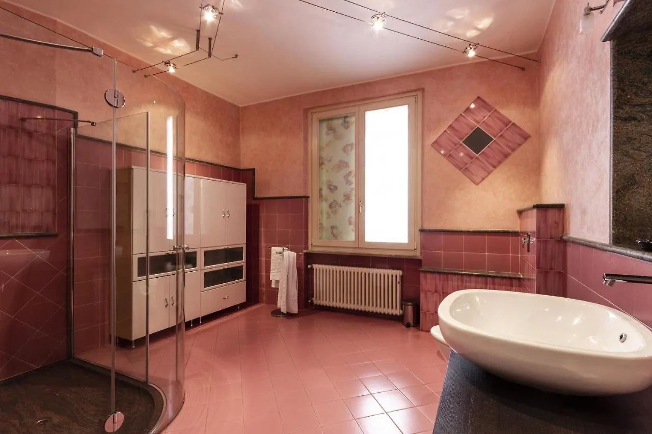 Grace Apartment - Smart Holiday Mantua İtalya